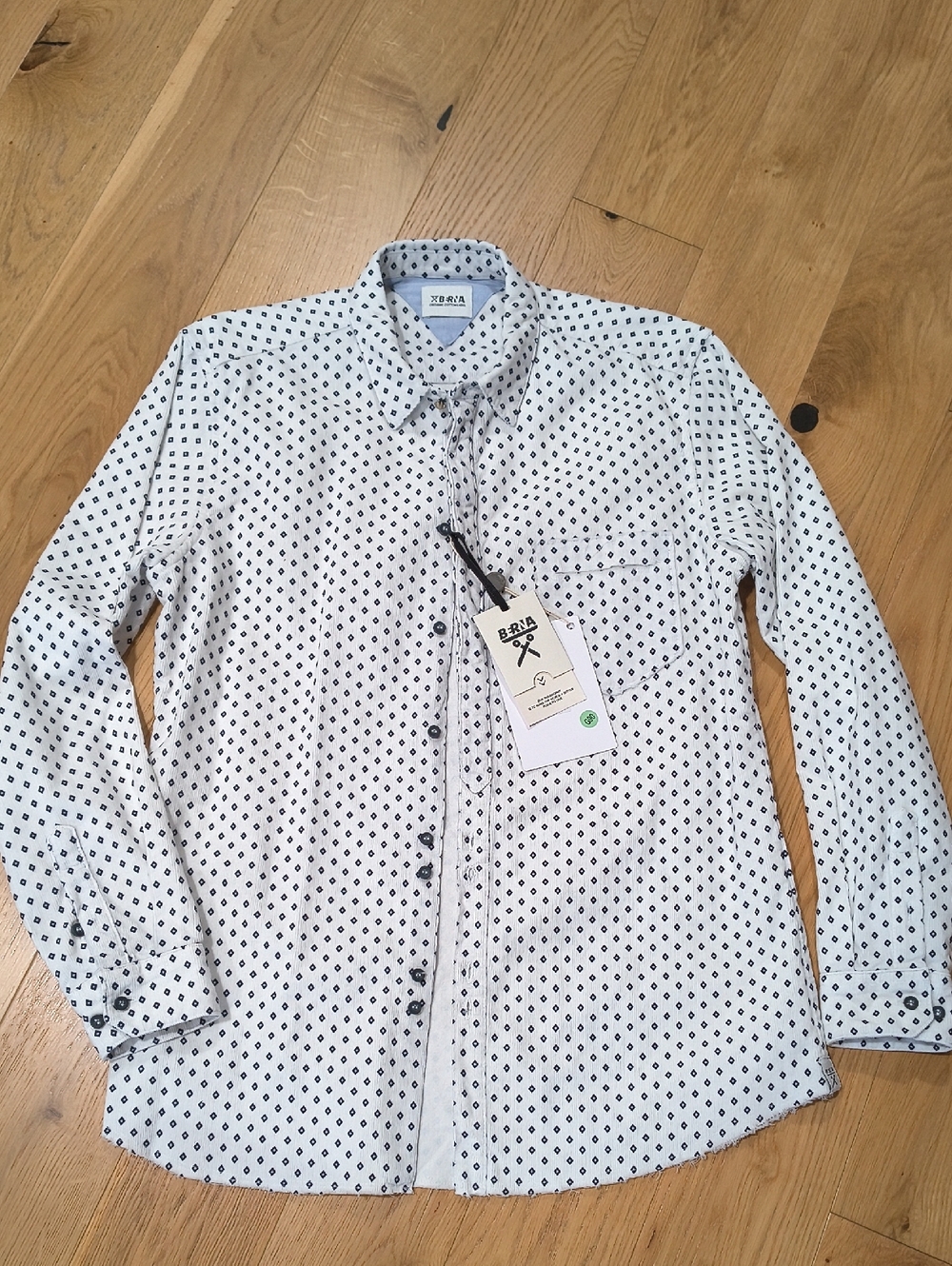 Berna Men's White Long-Sleeve Button-Down Shirt with Black Geo Print